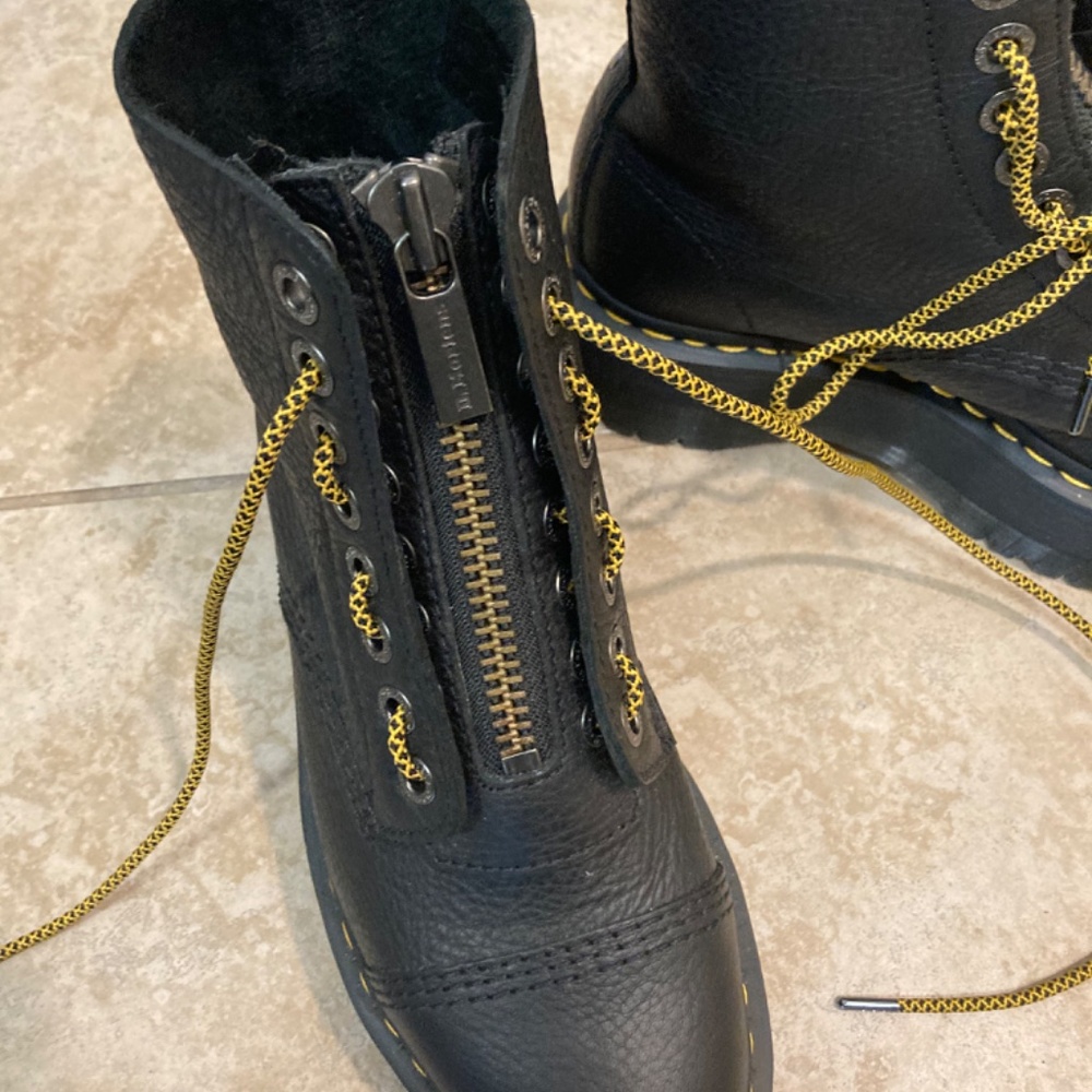 Dr. Marten Sinclair Max Pisa Leather Platform Boot - Picture 2 of 4